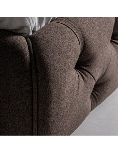 Cama Oslo Tapizada en Terciopelo Marrón con...