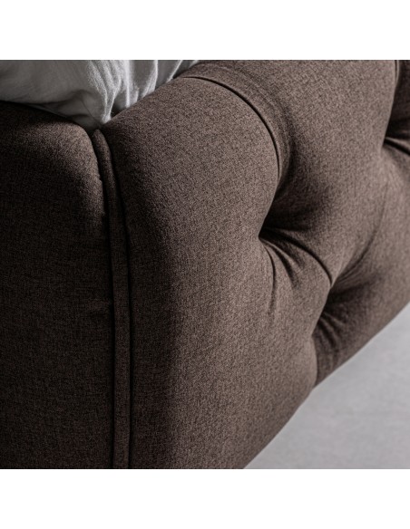 Cama Oslo Tapizada en Terciopelo Marrón con Cabecero Capitoné – Vical Home