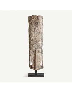 Escultura pie