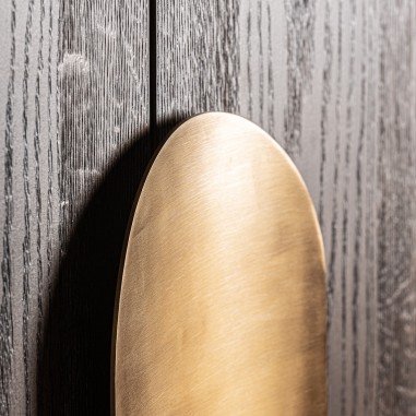 Armario Treignac en Roble Teñido y Acero Dorado...