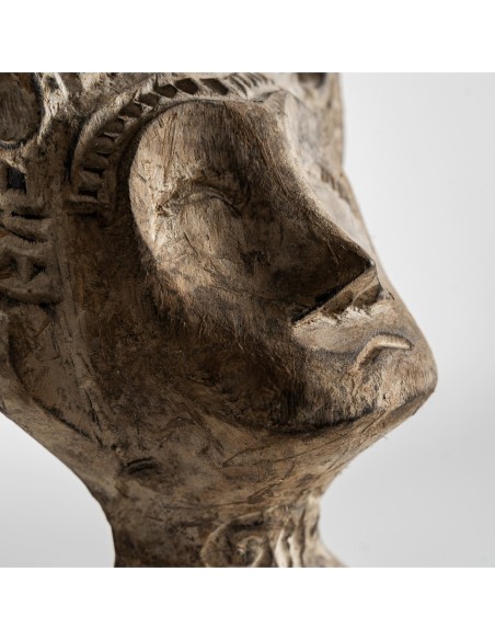 Figura decorativa j/2