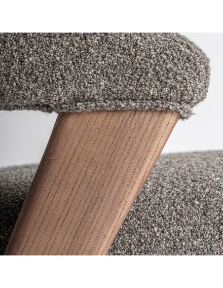 Silla Veney de  Vical en Tonos Oscuros con Roble Marrón y Madera de Caucho – Estilo Contemporáneo