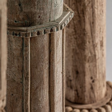 Columna surt askale