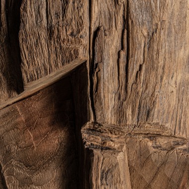 Escultura de Vical Home en madera tropical...