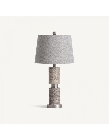 Lámpara de sobremesa art déco de travertino en tonos neutros con estructura de hierro plata y pantalla de lino gris – VICAL