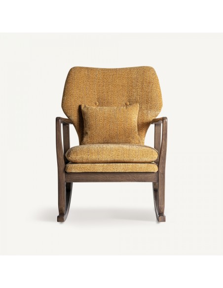 Mecedora KELLY de VICAL en madera de fresno y tapizado ocre jaspeado, ideal para rincones de lectura con encanto natural.