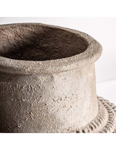 Tinaja Clásica de Cemento en Color Beige – Vical Home