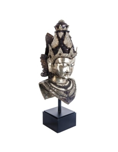 Busto balinesa