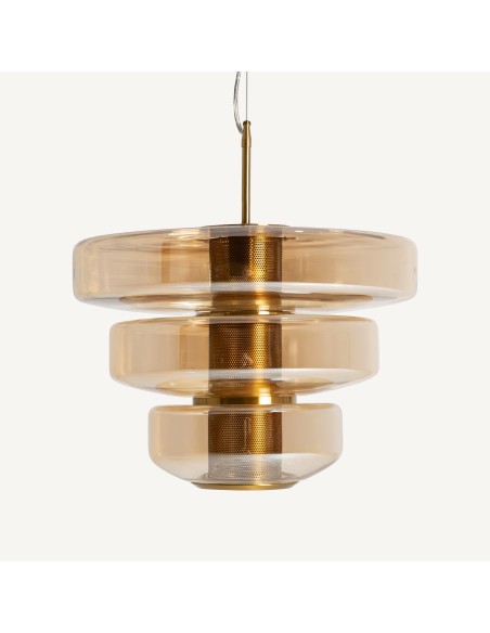 Lámpara colgante de cristal ámbar y hierro dorado de Vical Home – Elegancia luminosa disponible en Luba Hogar.