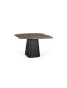 Mesa de centro Giner y Colomer en hierro y aluminio negro y dorado 70x70 cm
