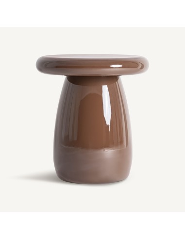 Mesa auxiliar Meres de estilo contemporáneo, fabricada en madera DM color marrón. De VICAL Home.