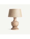 Lámpara de sobremesa de Vical Home, fabricada en madera de mango y combinada con yute natural.