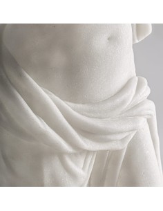 Escultura Decorativa Alta en Resina Blanca – Vical Home... 2