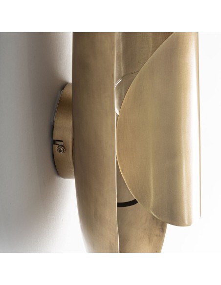 Aplique de Hierro en Bronce Dorado – Vical Home