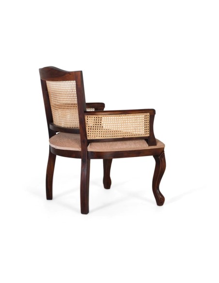 Sillón de Madera de Acacia Giner y Colomer – Diseño Clásico y Artesanal