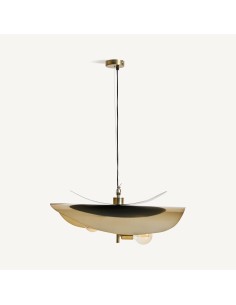 Lámpara de colgar de hierro en color negro y dorado, diseño elegante de estilo art déco con medidas 70x51x30 cm. 2