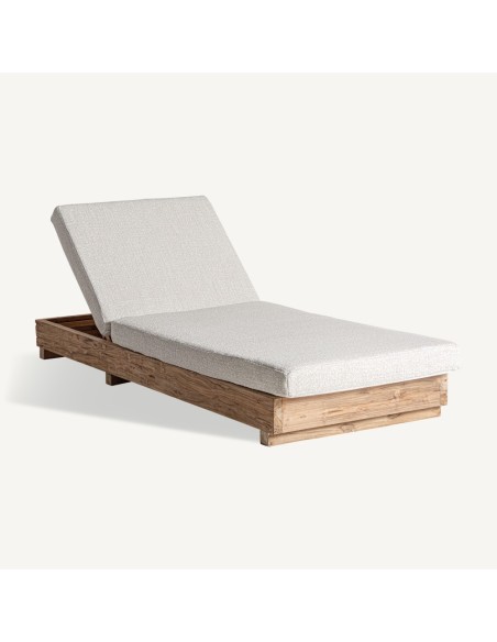 Tumbona Pure de Vical Home en madera de teca reciclada – Diseño sostenible y elegante