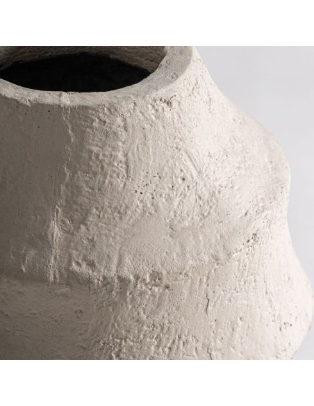 Jarrón Decorativo de Vical Home en Cemento y Fibra de Vidrio Color Crema – Diseño Natural y Elegante