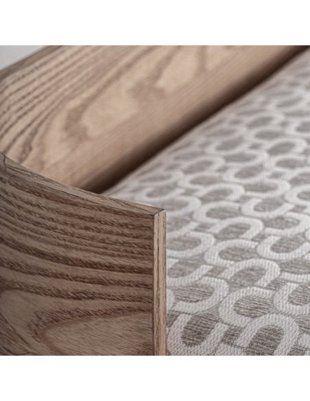 Pie de Cama Kalk de VICAL – Diseño Contemporáneo y Elegancia Natural