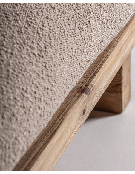 Sofá Givry de Vical Home – Estilo Contemporáneo en Madera de Pino Reciclado