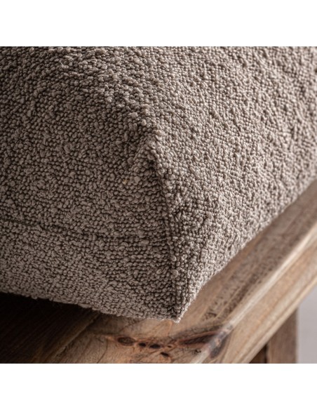 Sofá Givry de Vical Home – Estilo Contemporáneo en Madera de Pino Reciclado