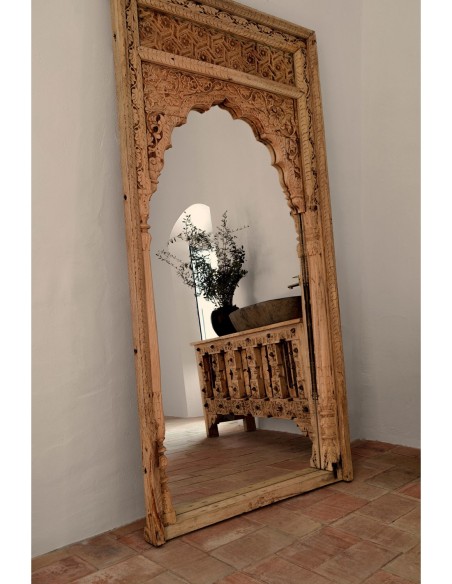 Espejo Argeen de Vical Home en madera de teka envejecida – Diseño étnico y artesanal