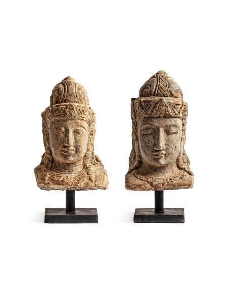Busto surt thailandés