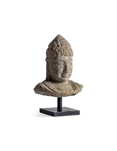 Busto surt thailandés