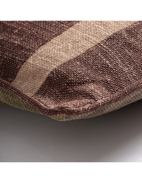 Cojín Anzaty de yute beige con fibra natural en tonos verdes – Vical Home | 60x20x40 cm