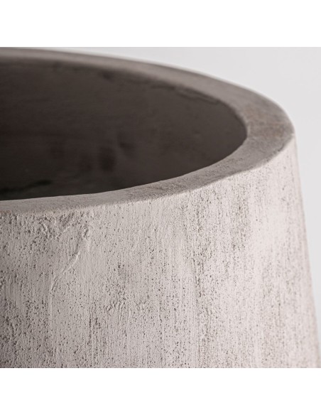 Tinaja Cieza Vical Home de Estilo Clásico en Cemento Gris Mate y Fibra de Vidrio