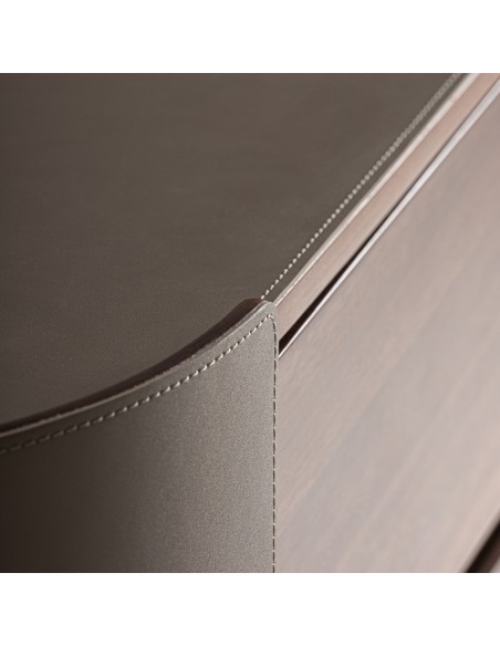 Cómoda Giswil Contemporánea en Madera y Polipiel – Vical Home