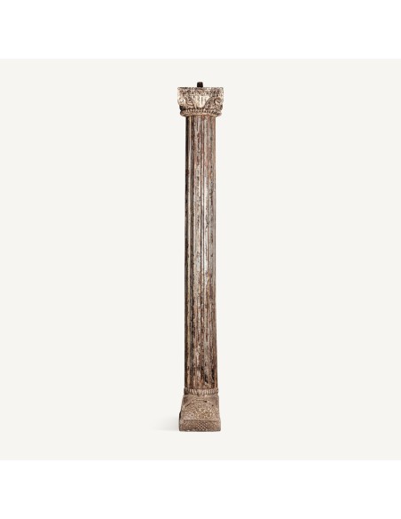 Columna decorativa Hallie de madera de teka VICAL Home – Estilo étnico