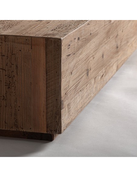 Cama Truel VICAL Home en pino reciclado – Estilo clásico