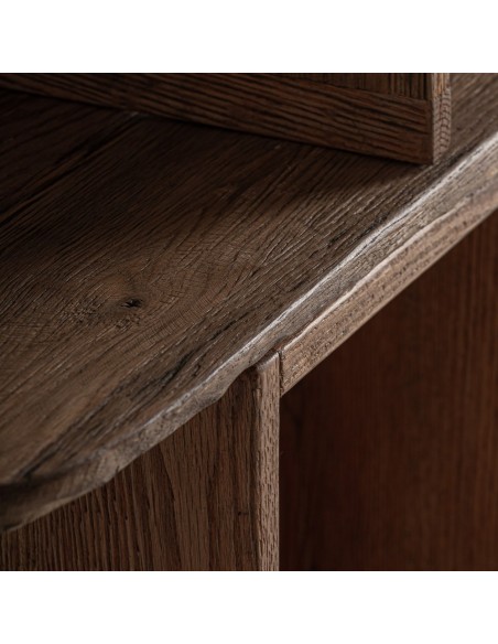 Estantería Brusque VICAL Home en madera de roble – Estilo clásico