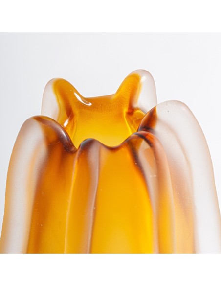 Jarrón Mizuki Vidrio Ámbar 19x19x35 cm – Vical Home