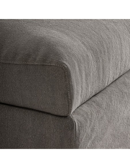 Sofá Corbun de Vical Home en lino topo estilo clásico
