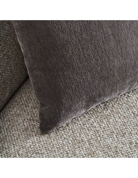 Sofá Izernore Vical Home – Estilo Contemporáneo en Beige 262 cm